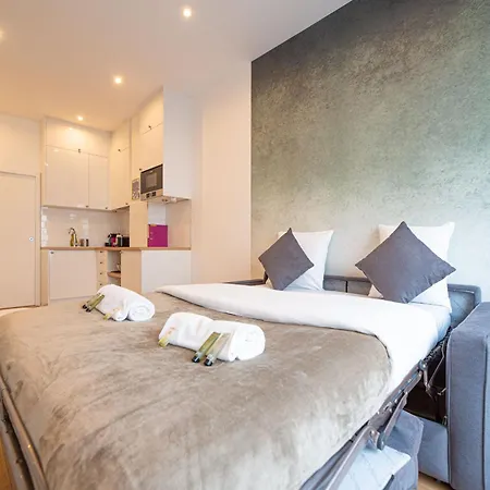 Beautiful In Saint Germain Des Pres *