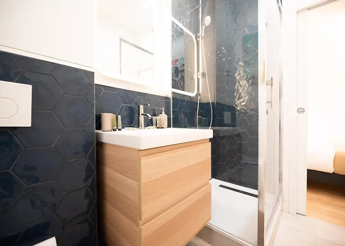 Beautiful In Saint Germain Des Pres Apartment *